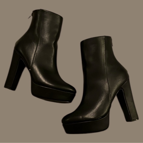 So Me Boots - Picture 2 of 2